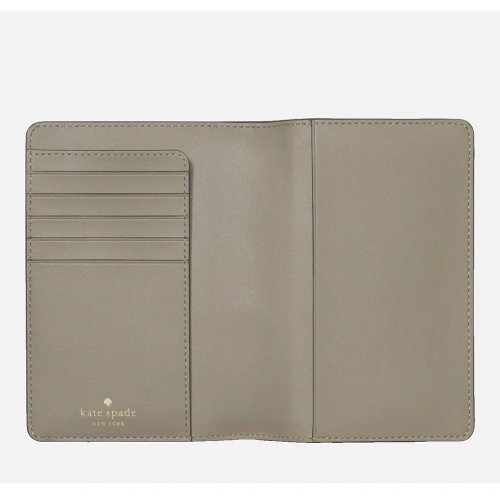 Kate Spade Saffiano Leather Passport Holder, NWT! Color: Oyster Shell